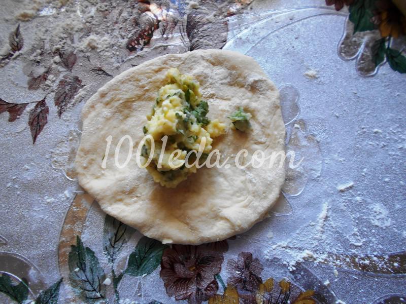 Тонкие пирожки с картофельным пюре на постном тесте: пошаговое фото - Шаг №3