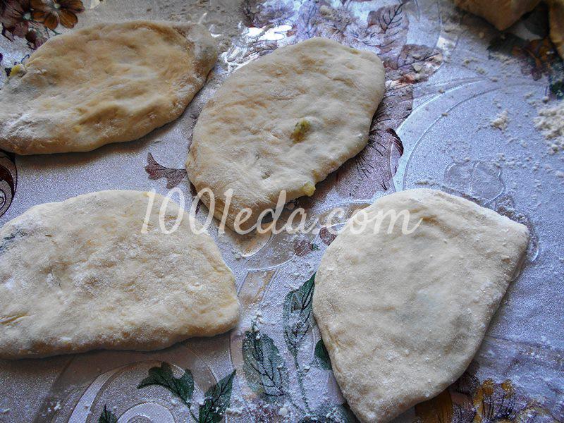 Тонкие пирожки с картофельным пюре на постном тесте: пошаговое фото - Шаг №4